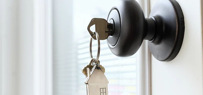 Bifold Door Knob Replacement in South San Francisco, California